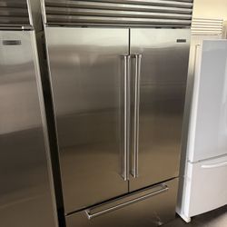 Sub Zero 42” Stainless Steel Built In French Door Refrigerator 