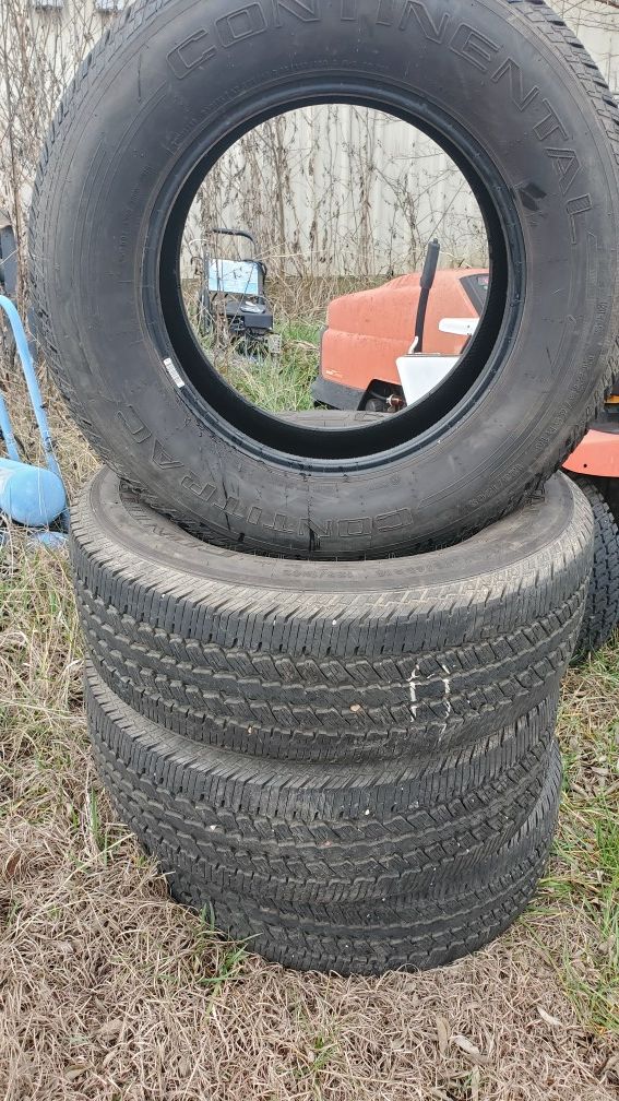 Continental contitrac truck tires
