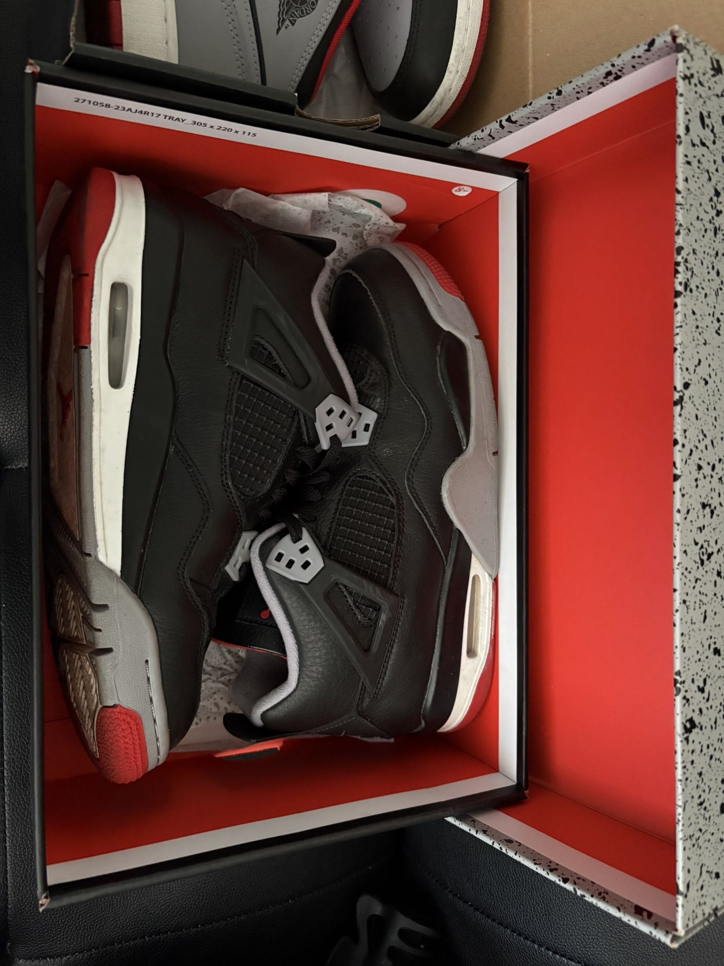 Air Jordan 4 Retro