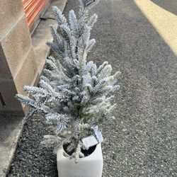 Small Christmas Tree Decor 