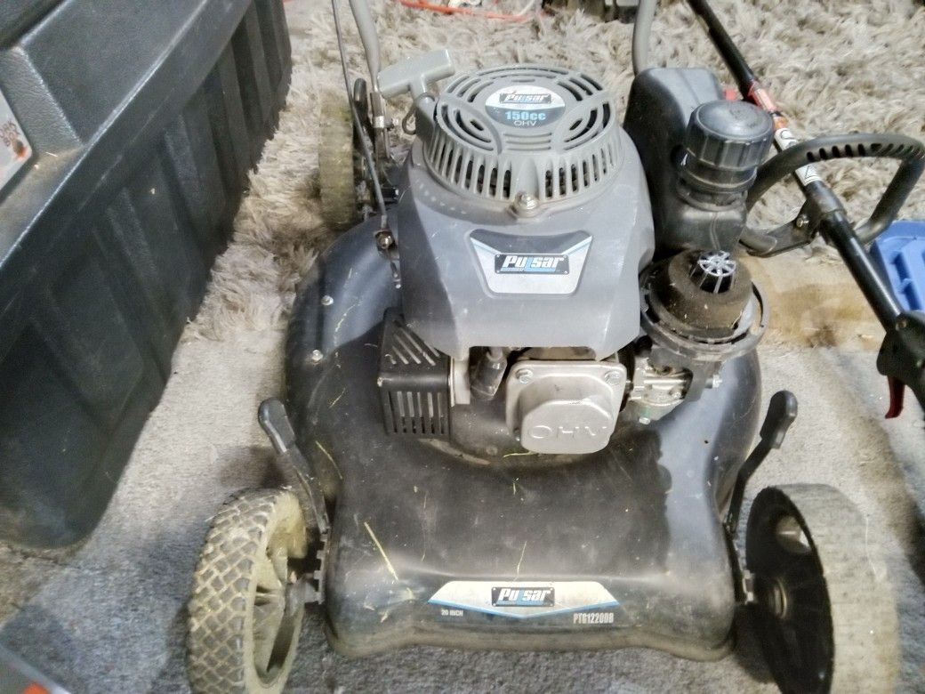 Pulsar Lawnmower/Craftsman 4cycle Weed Eater for Sale in New Albany