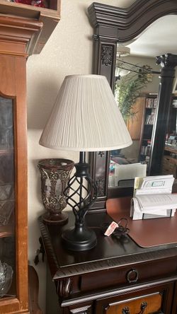 Black Metal Table Lamp with Cream Shade