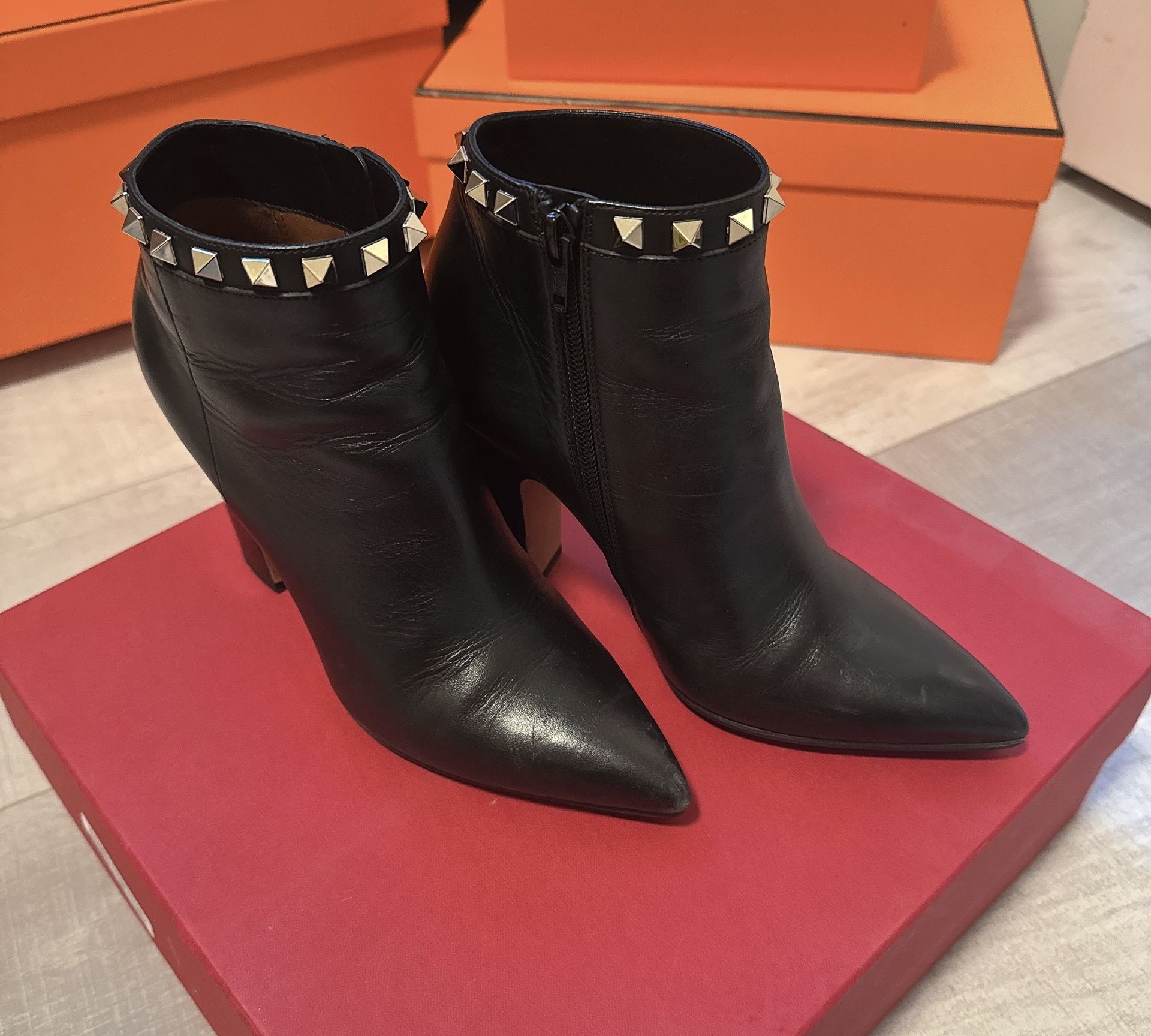  Valentino Black Ankle Boots With Gold Studs