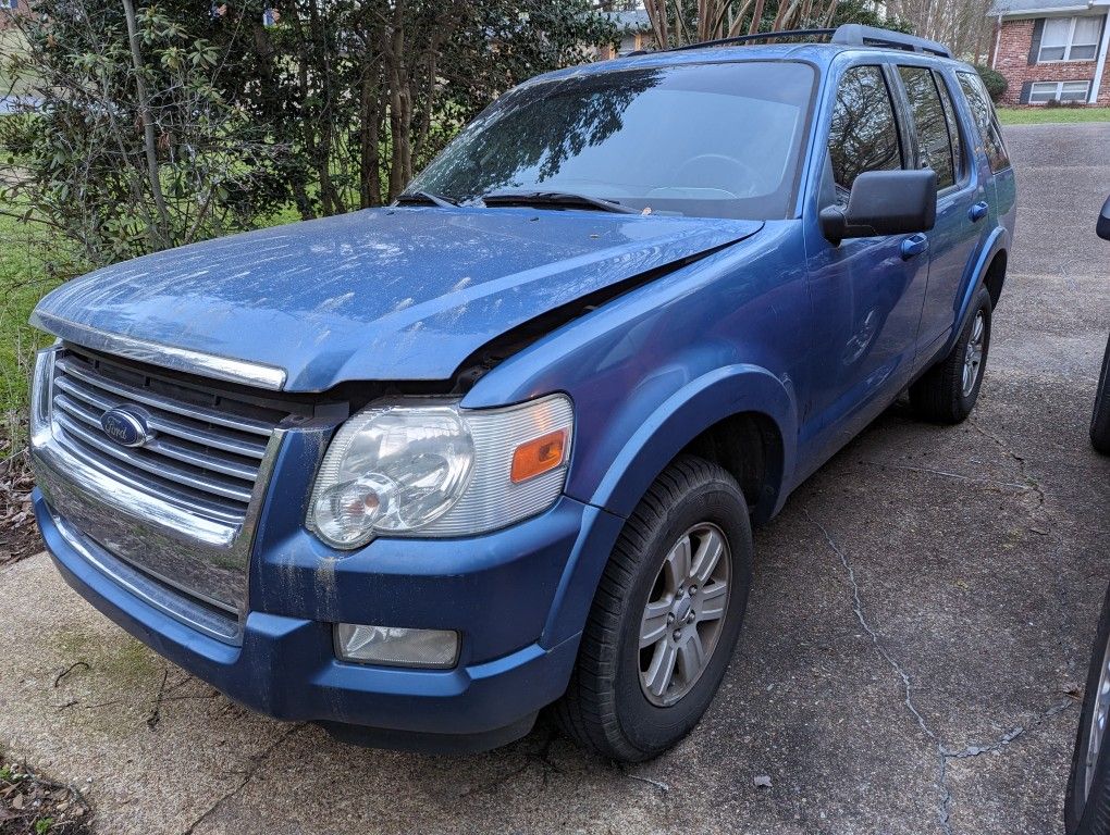 Ford Explorer Airbags