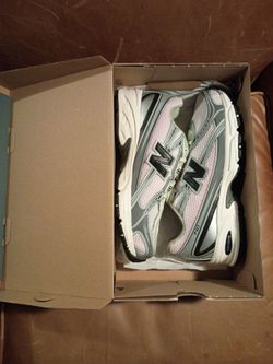 New Balance 740 Sneakers