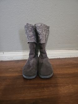 Grey girl boots