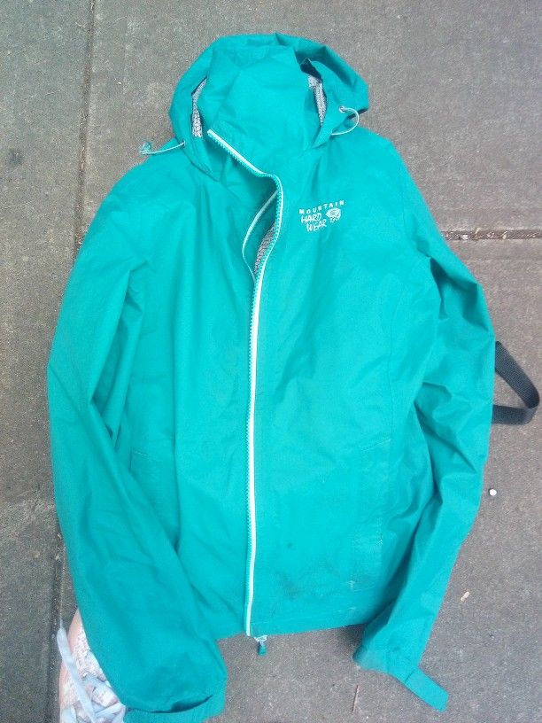 Xs Mountain Hardware Rain Coat