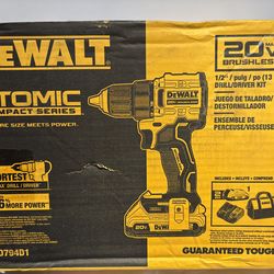 DeWalt DCD794 20V MAX Brushless Atomic Compact Drill/Driver Kit