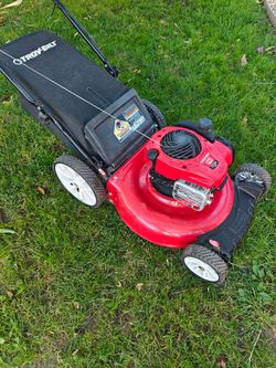 Troy Bilt push lawn mower