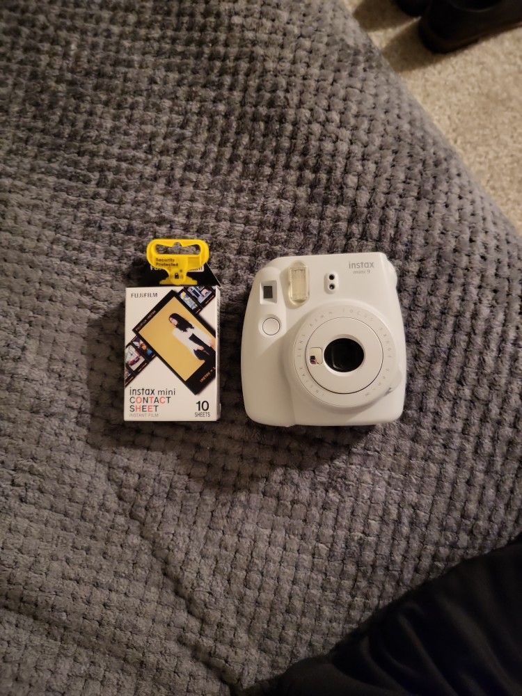 Instax Mini Camera New With Film
