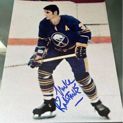 Buffalo Sabres Mike Robitaille Signed 8x10 Photo 