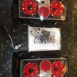 Tail Lights (with Harness)