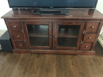 Entertaining tv console!