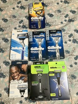 Lot Of Brand New Gillette Razor Men’s Blades. Not $1, Best Offer Gets To Buy! Send Offer! Cash Local