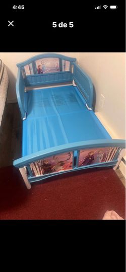 Bendo una cama de Frosen Es Nueva