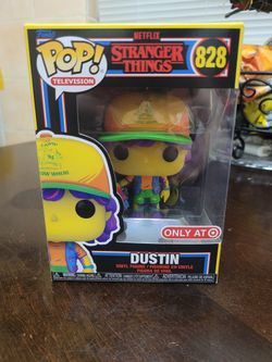 Funko Pop Dustin(Blacklight)