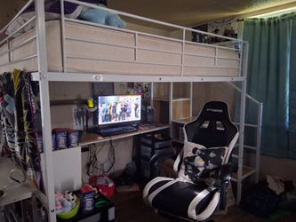 Loft bed with stairs & mattress