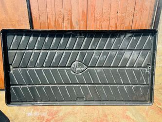 Botanicare Tray for indoor or tent grow.