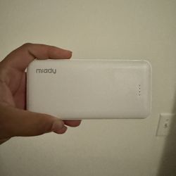 Miady Portable Charger 