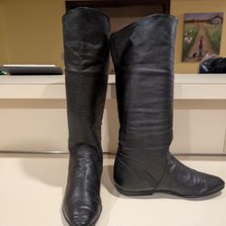 BLACK LEATHER BOOTS   NEW  8.5