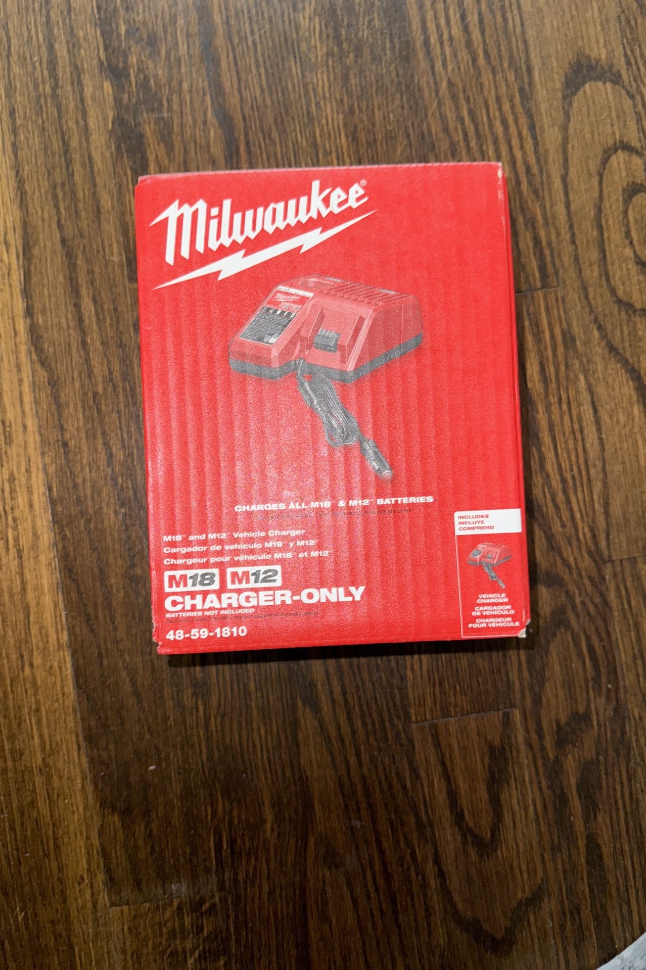 MILWAUKEE TOOL M18â„¢ / M12â„¢ Vehicle Charger