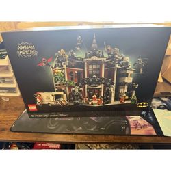 LEGO Batman: Arkham Asylum (76300) - BRAND NEW SEALED.  SOLD OUT 