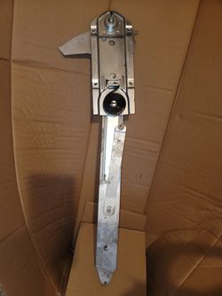 1968 GM Window Arm 2-door