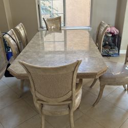 Dining set