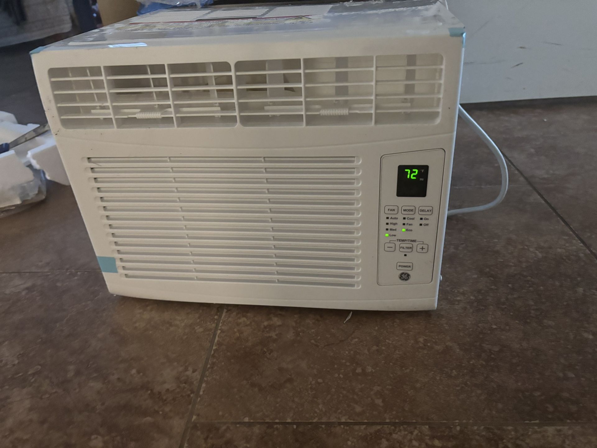 Brand New GE 6000 Btu Air Conditioner