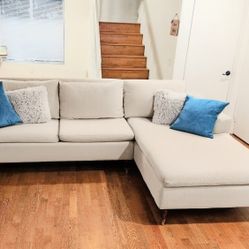 ✨ Super Clean Jerome’s Sectional – Must See! ✨