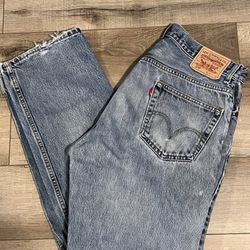 Levi Strauss Men’s Levi’s Denim Jeans 36 X 32 Nice Fade 505 Regular Fit Vintage 