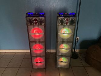 BOCINAS BLUETOOTH CON MICRÓFONOS INALÁMBRICOS Y CONTROL TRABAJANDO PERFECTO SE PUEDEN VENDER POR SEPARADO
