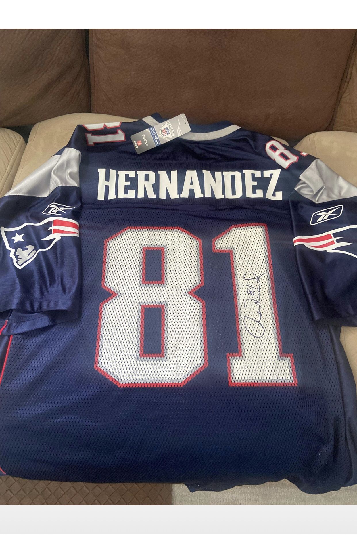 Autographed Aaron Hernandez New England Patriots Jersey Size XL -Reebok- NEW With Tags 2012 OBO