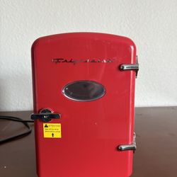 Mini Freezer /fridge 