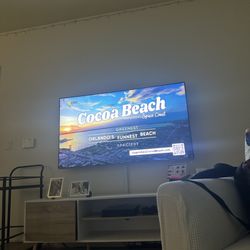 Samsung 65inch TV  LED SmartTV