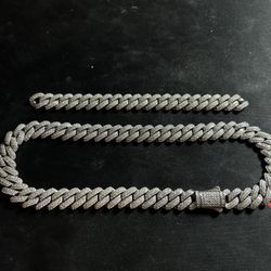 Moissanite cuban chain