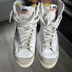 Nike Blazer Mid ‘77