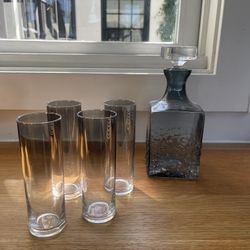 Whisky Drink set - Decanter And Glasses 