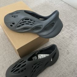 Adidas Yeezy Foam Runner 