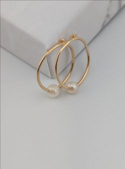 ✨ 14K Gold Mini Pearl Hoop Earrings ✨