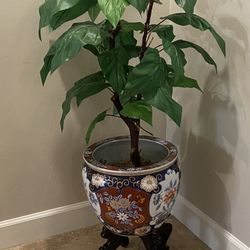 Vase & Stand & Artificial Plant