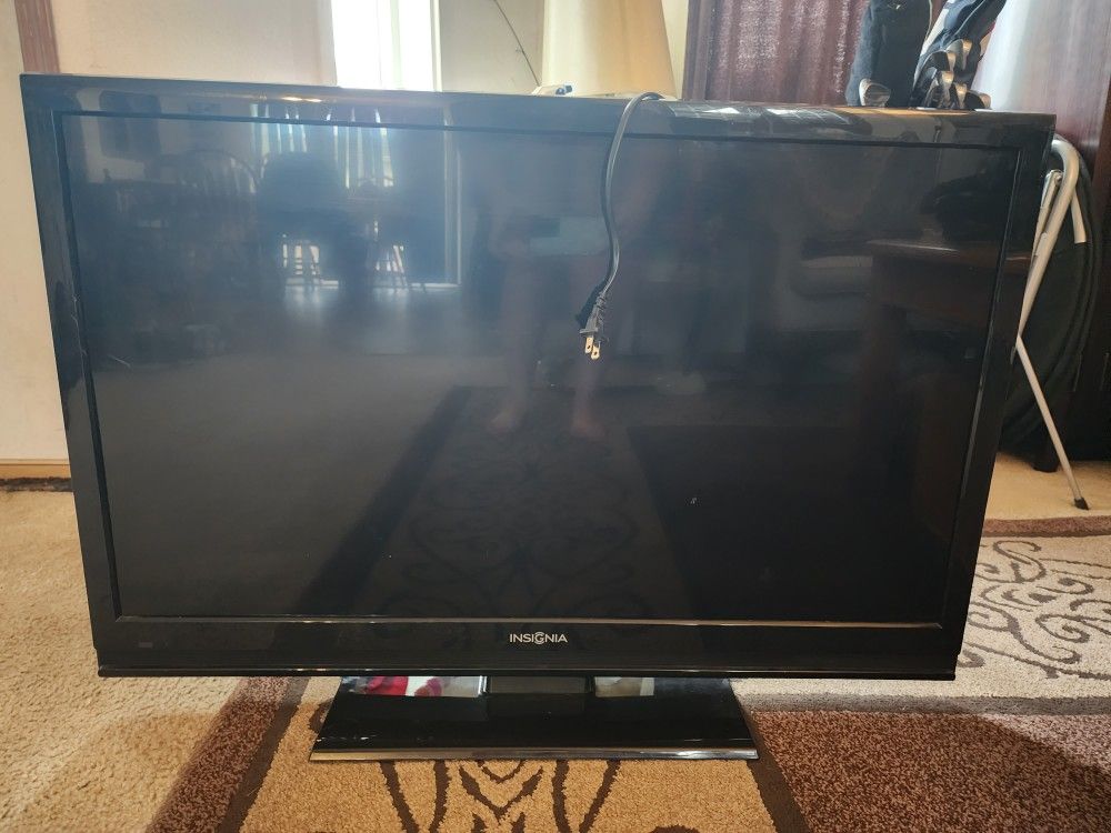 32in TV