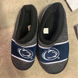 Penn State Nittany Lions slippers size S/M