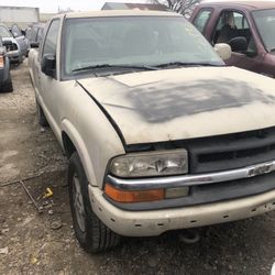 1999 Chevrolet S10 LS 6 Cyl 4.3L Car Parts