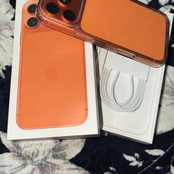 Apple iPhone 17 Pro Max -orange -brand New /Excellent Conditions 