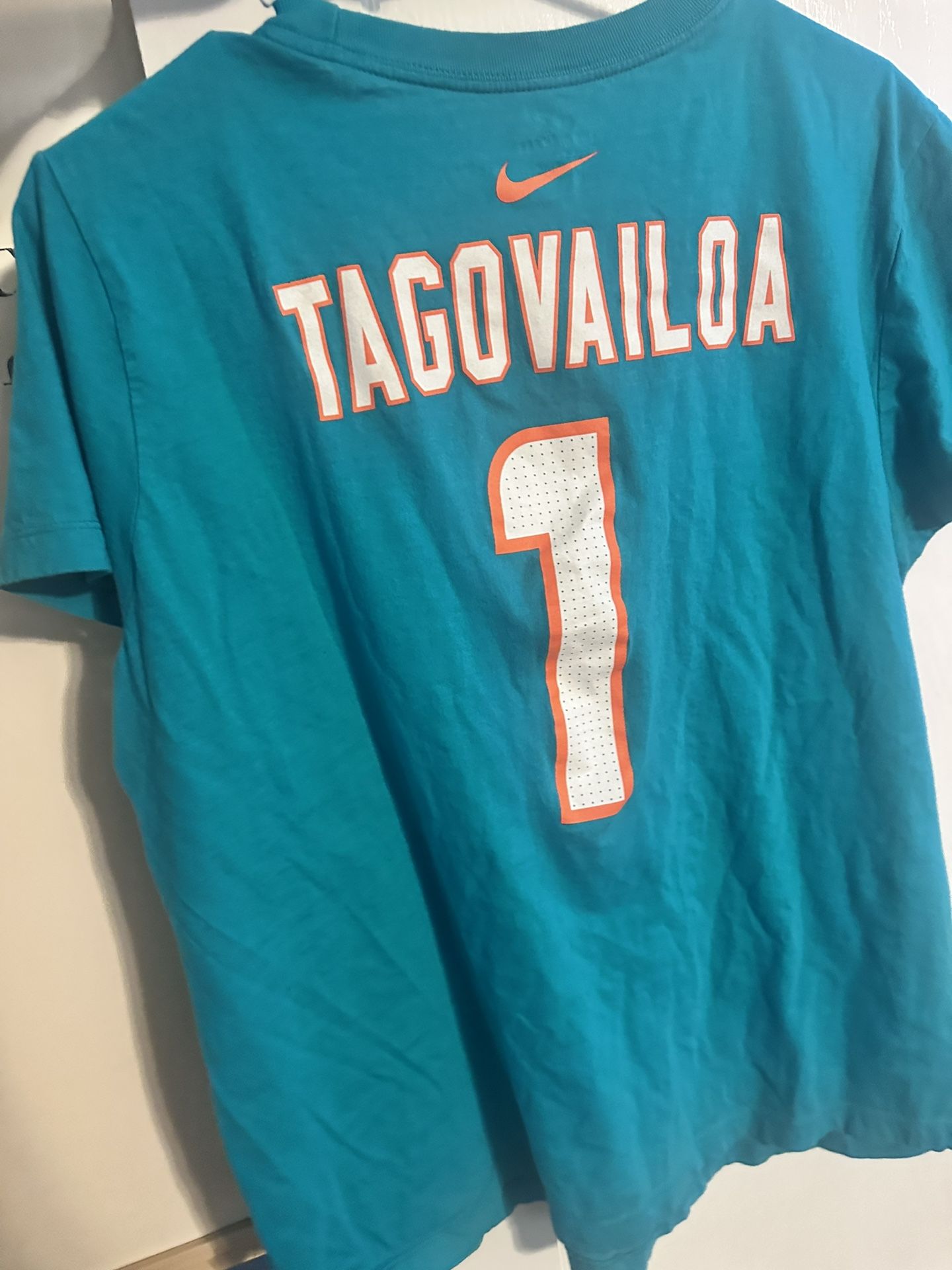 Miami Dolphins XL Women’s T Shirt - Aqua