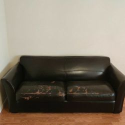 Black Leather Sofa WITH BED!!! $70 88inx 37in