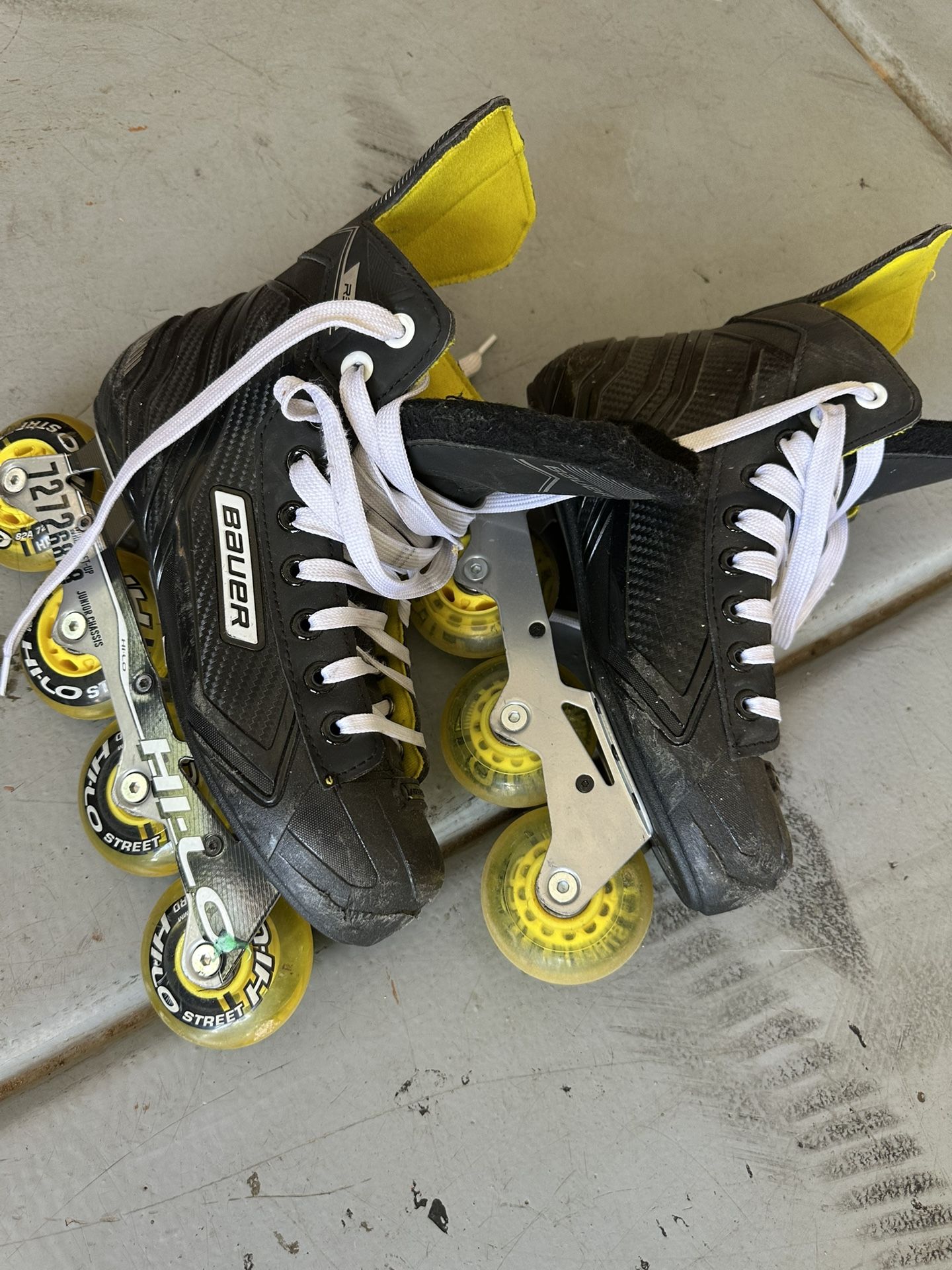 Roller Hockey Skates, Big Kid 5