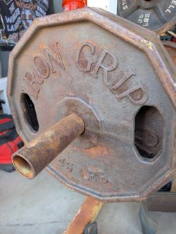 1st Generation Iron Grip 45 Lb Plates