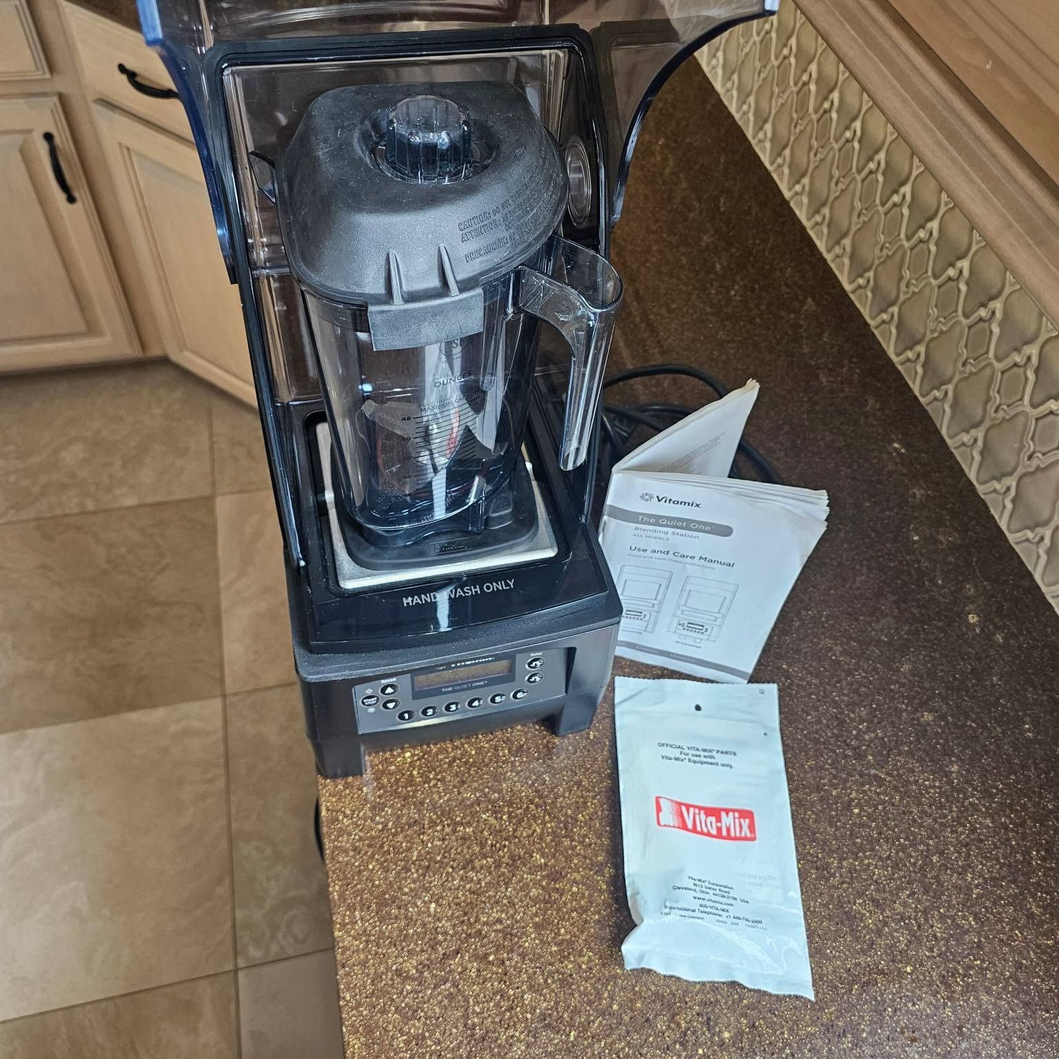 Vitamix “The Quiet One” Blending Station (VM0145A, Item: 036019)